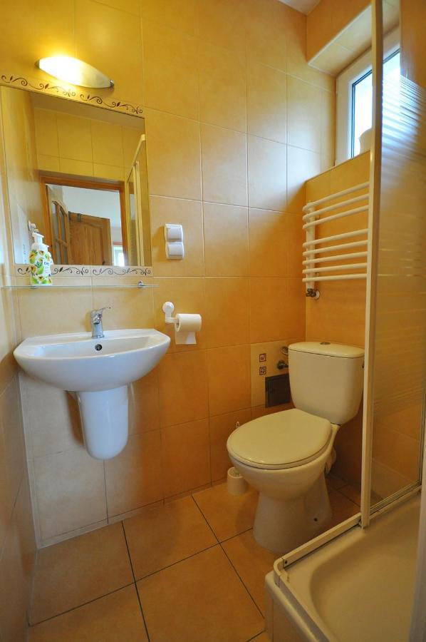 Dom Pod Wedrownym Aniolem Apartment Szklarska Poreba Luaran gambar