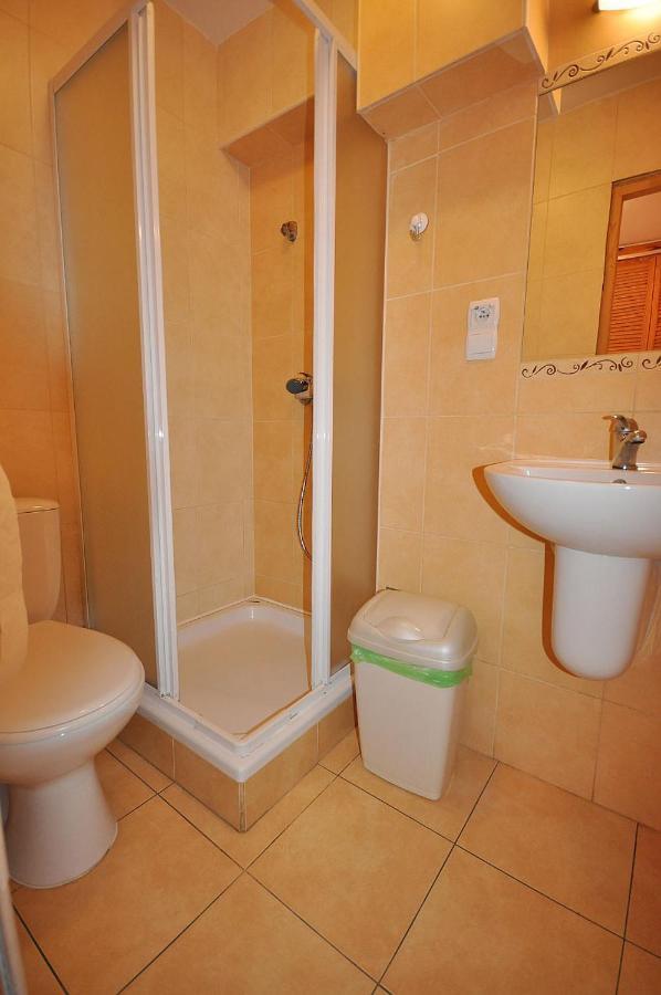 Dom Pod Wedrownym Aniolem Apartment Szklarska Poreba Luaran gambar